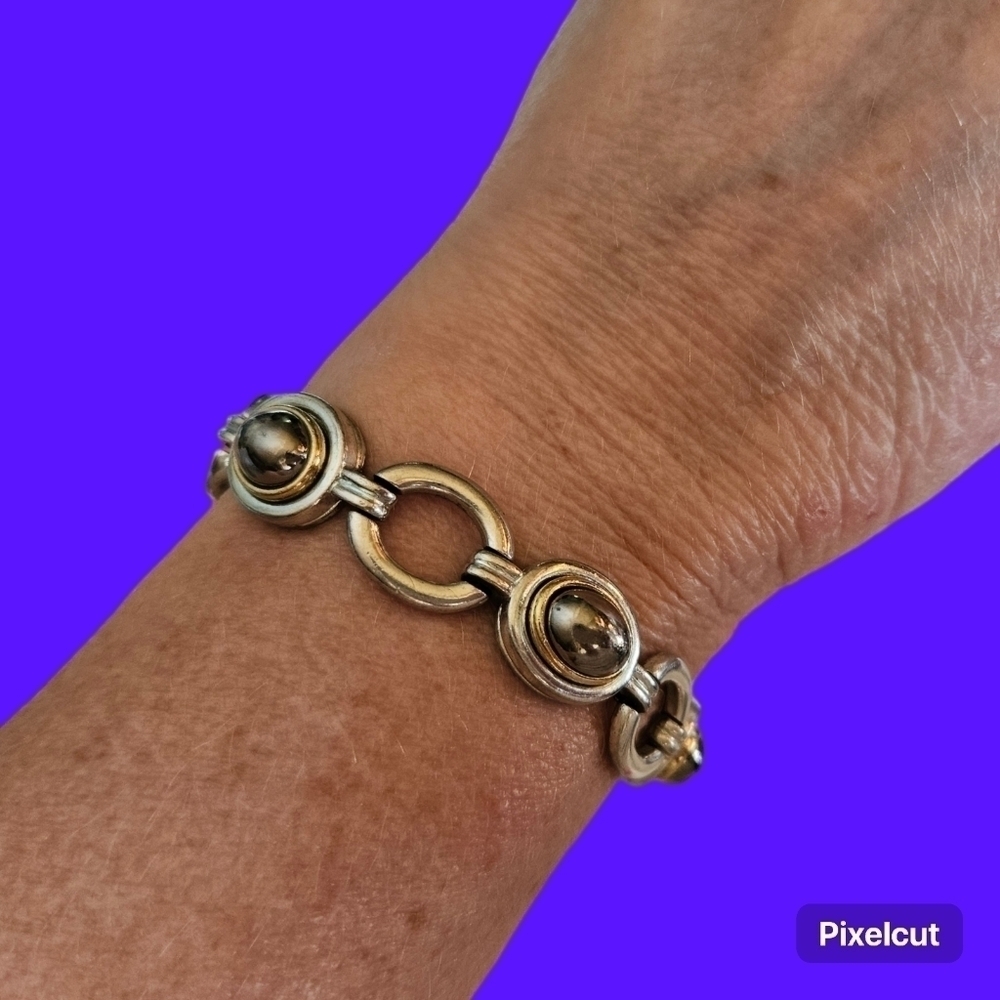 VTG LIZ CLAIBORNE Two-tone Oval Link Bracelet